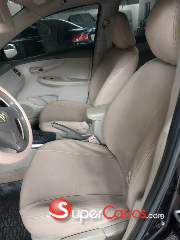 2009 Toyota Corolla LE — foto 6 / 8