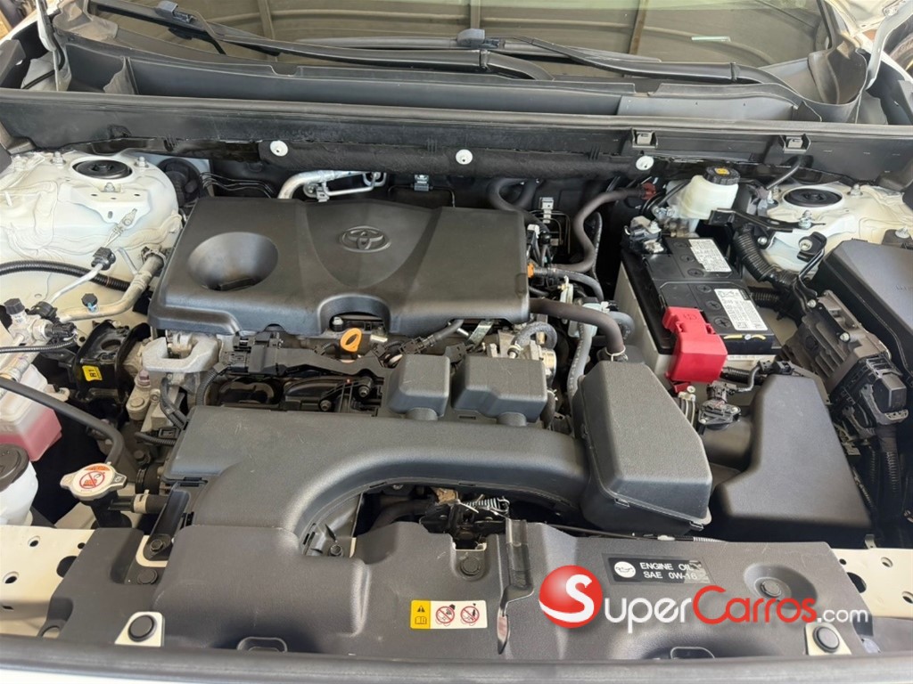 2023 Toyota RAV4 XLE — foto 6 / 8
