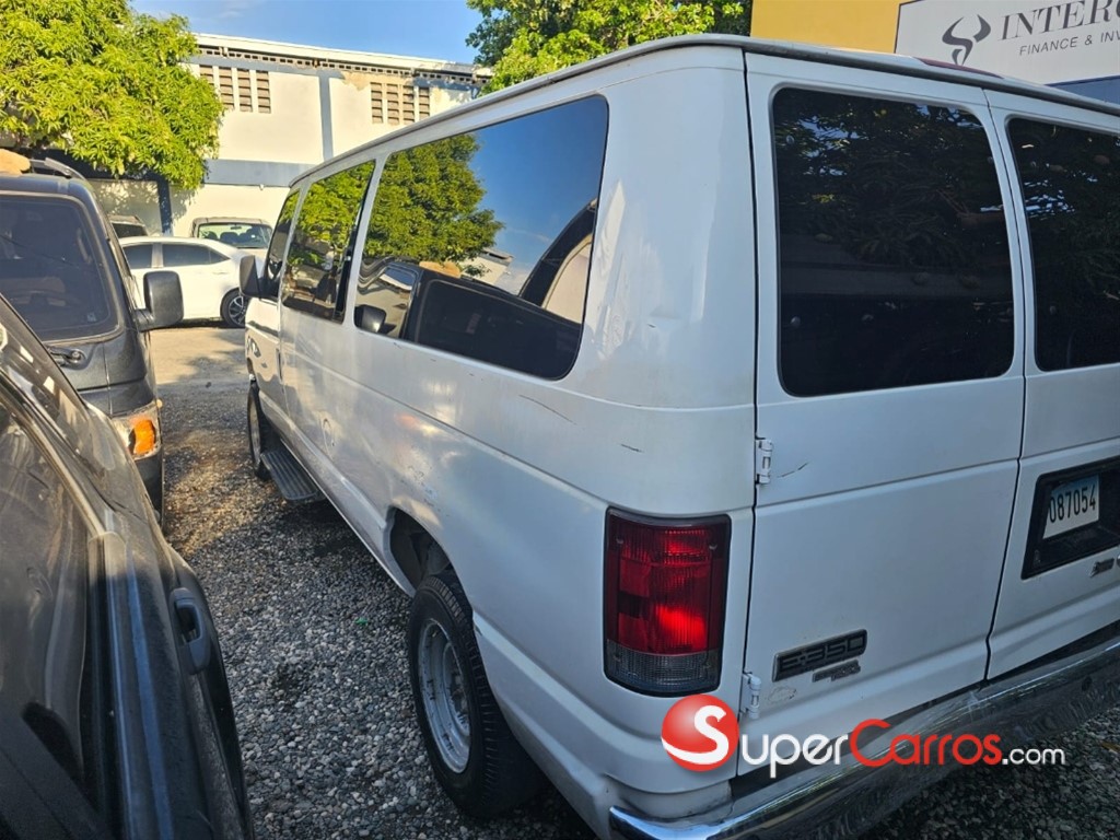 2013 Ford E-350 — foto 5 / 10