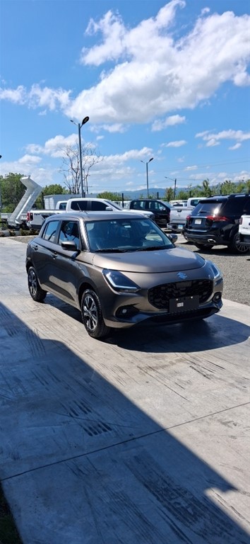 2026 Suzuki Swift GLX Hybrid — foto 3 / 11