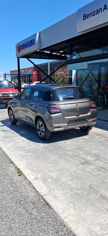 2026 Suzuki Swift GLX Hybrid — foto 4 / 11