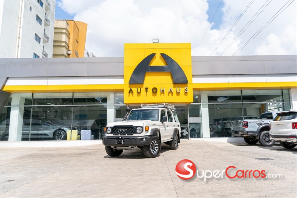 2026 Toyota Land Cruiser Serie 70 — foto 2 / 10