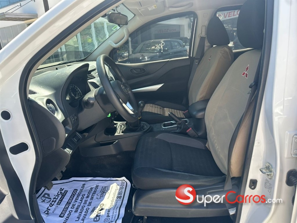 2023 Nissan Frontier NP300 — foto 5 / 7