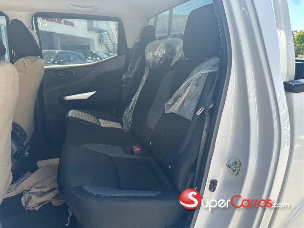 2023 Nissan Frontier NP300 — foto 6 / 7