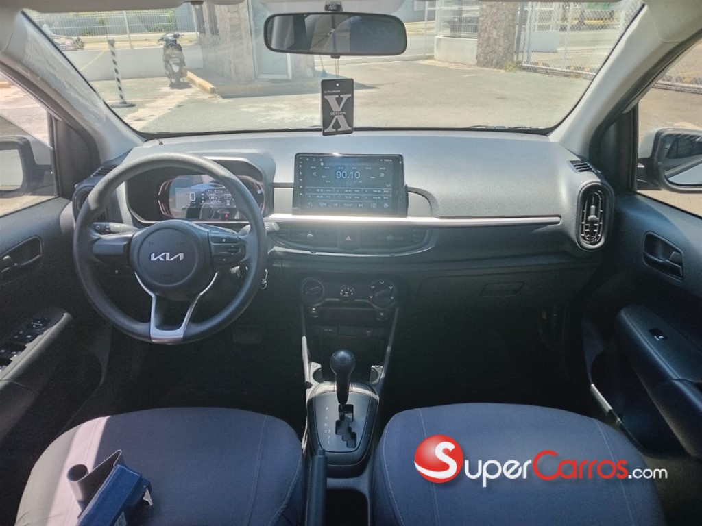 2025 Kia Picanto L X — foto 10 / 12