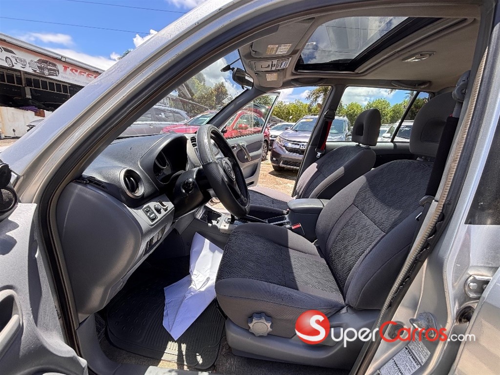 2003 Toyota RAV4 Sport — foto 7 / 9