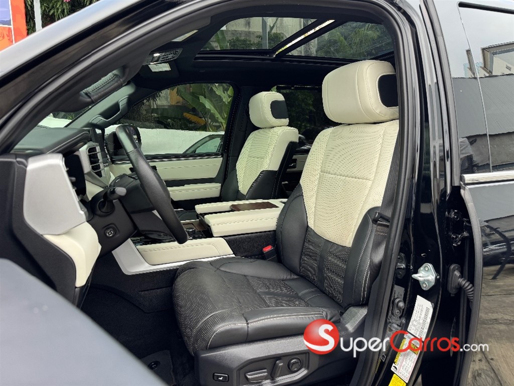 2024 Toyota Tundra Capstone — foto 6 / 12