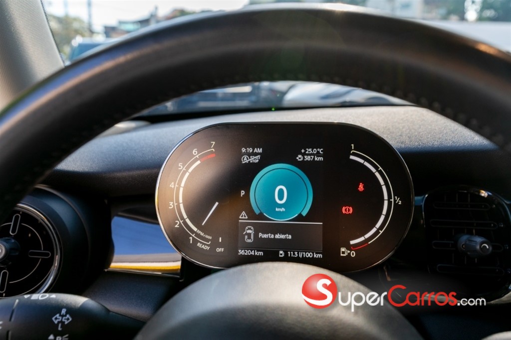 2021 Mini Cooper — foto 8 / 9