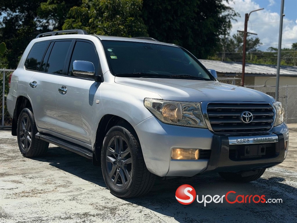 2011 Toyota Land Cruiser 200 VX-R