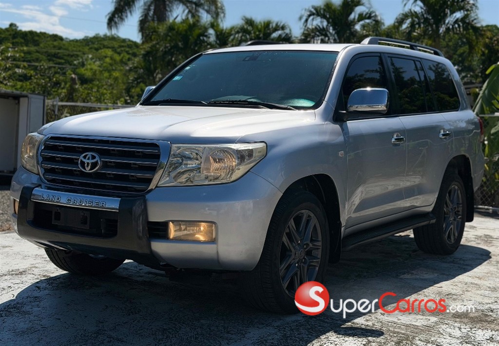 2011 Toyota Land Cruiser 200 VX-R — foto 2 / 9