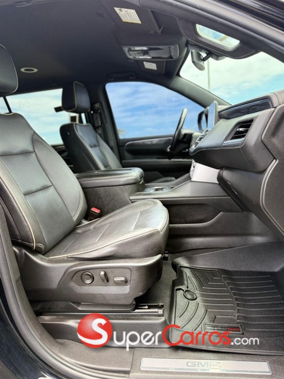 2022 GMC Yukon — foto 10 / 12