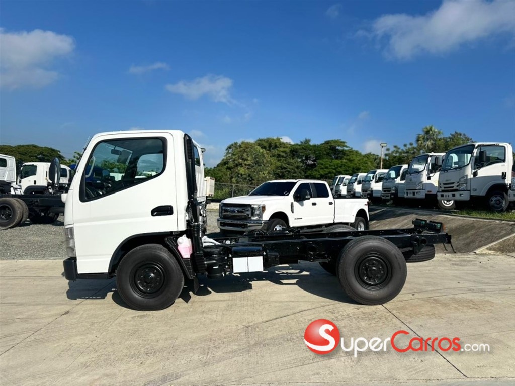 2027 Mitsubishi Motors Canter Chassis 10 pies — foto 3 / 9