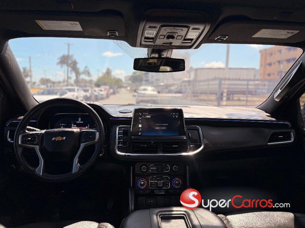 2022 Chevrolet Suburban LT — foto 5 / 9