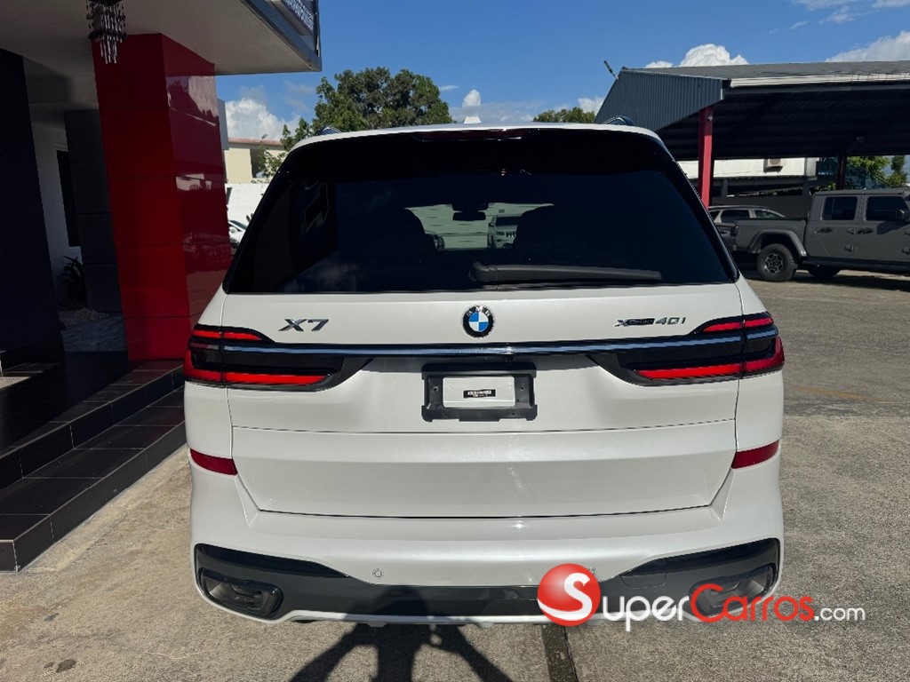 2023 BMW X 7 xDrive 40i Mpackage — foto 5 / 12