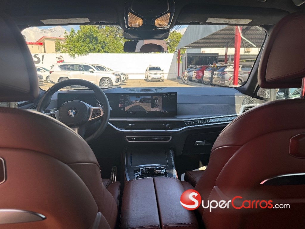2023 BMW X 7 xDrive 40i Mpackage — foto 9 / 12