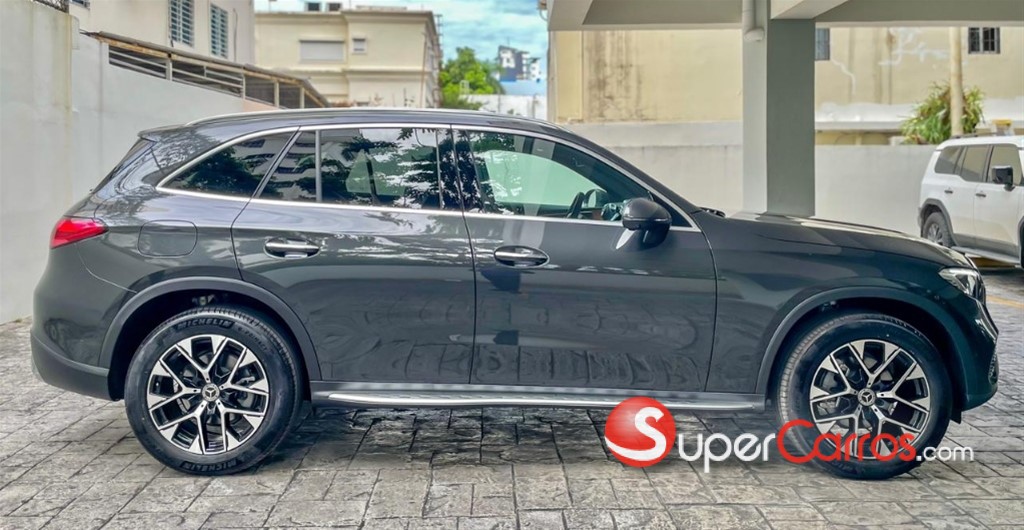 2026 Mercedes-Benz Clase GLC 200 4MATIC — foto 3 / 10