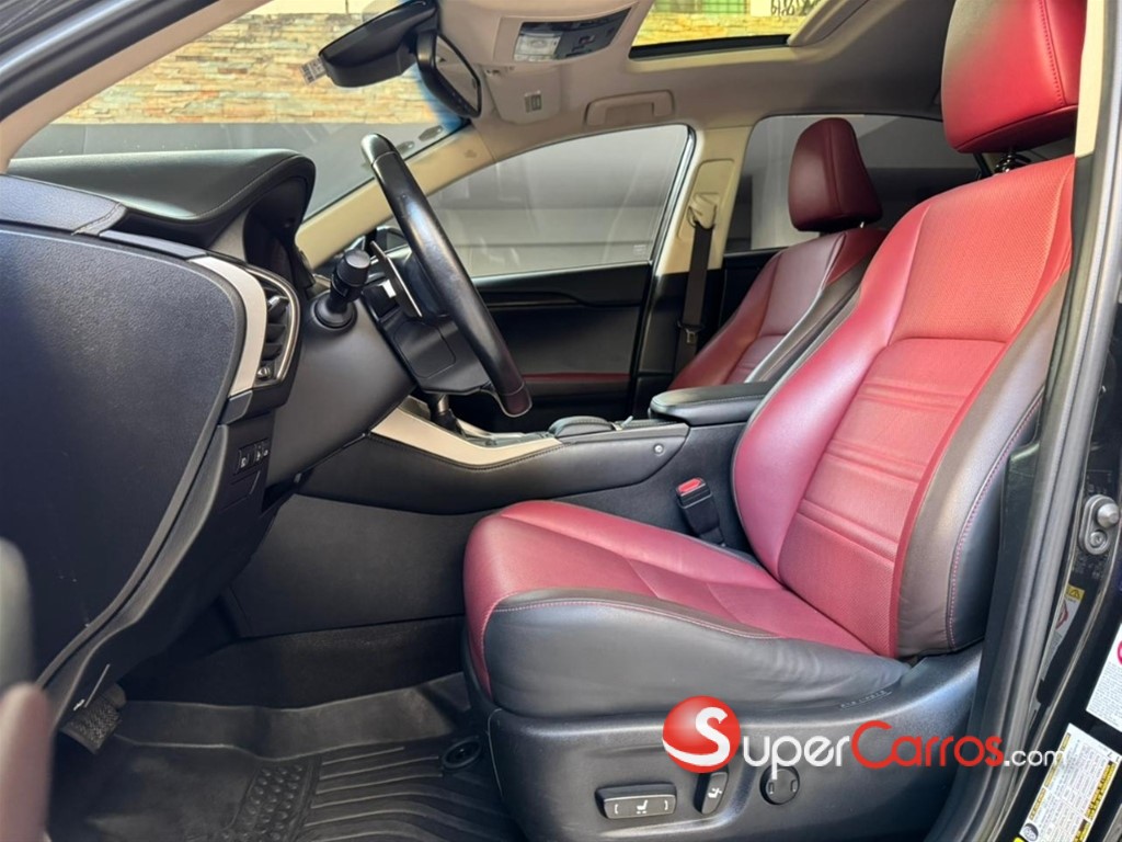 2019 Lexus NX 300 — foto 7 / 9