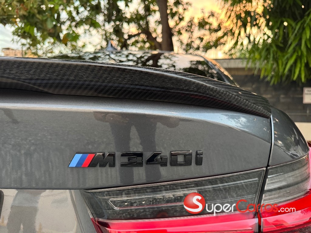 2021 BMW Serie 3 340i M — foto 6 / 12