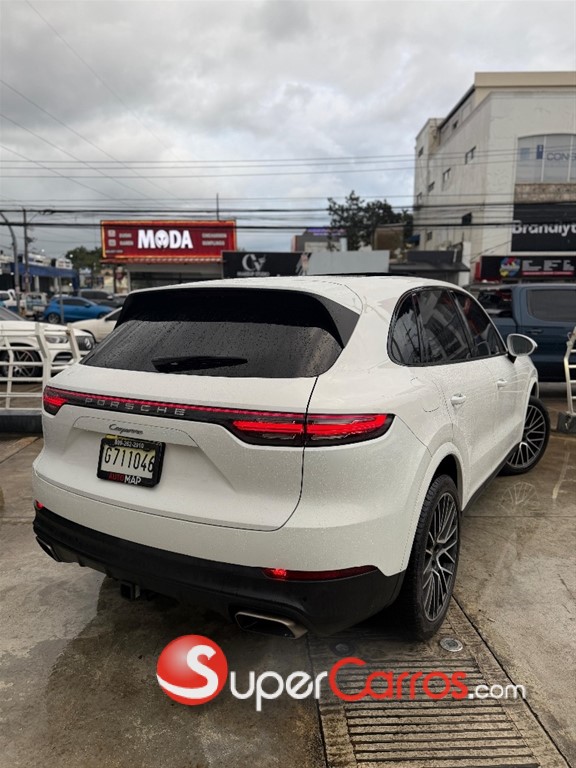 2019 Porsche Cayenne — foto 2 / 7
