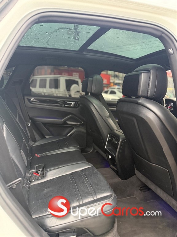 2019 Porsche Cayenne — foto 5 / 7