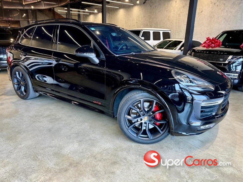 2016 Porsche Cayenne GTS — foto 2 / 9