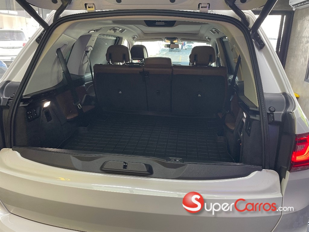 2019 BMW X 7 XDrive 30d — foto 9 / 12
