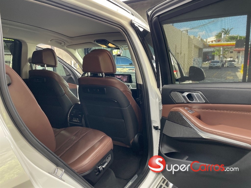 2019 BMW X 7 XDrive 30d — foto 11 / 12