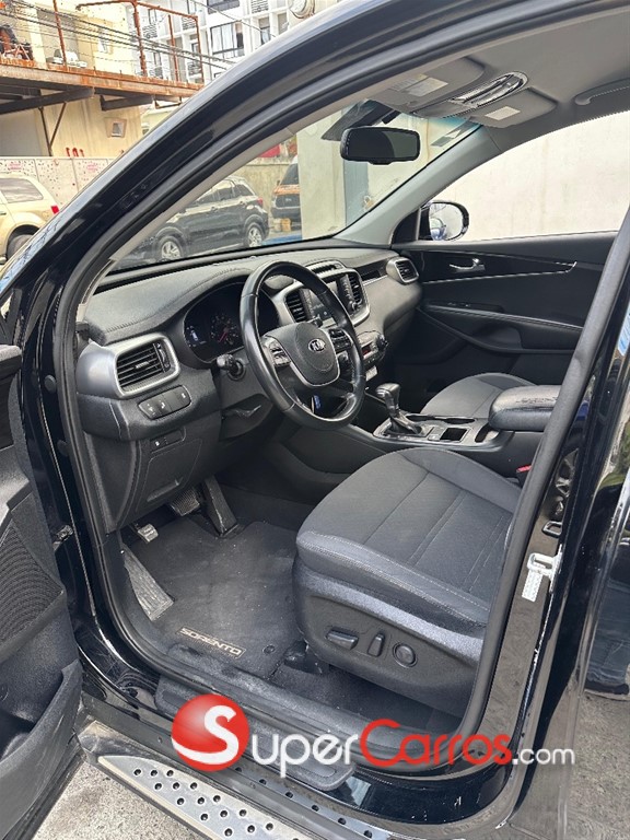 2019 Kia Sorento LX — foto 5 / 6