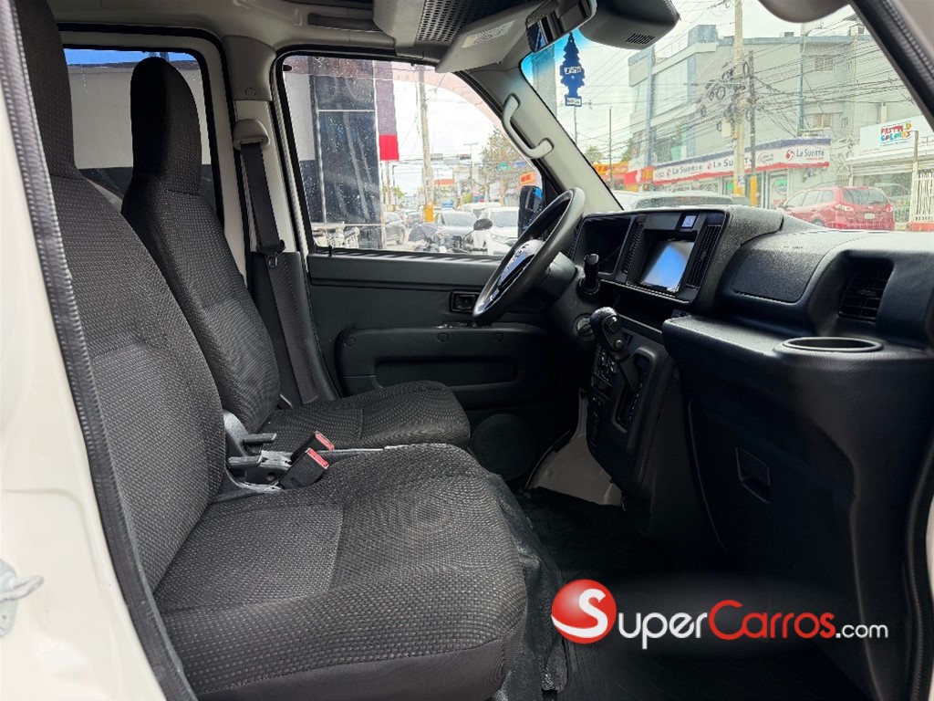 2019 Daihatsu Hijet — foto 4 / 7