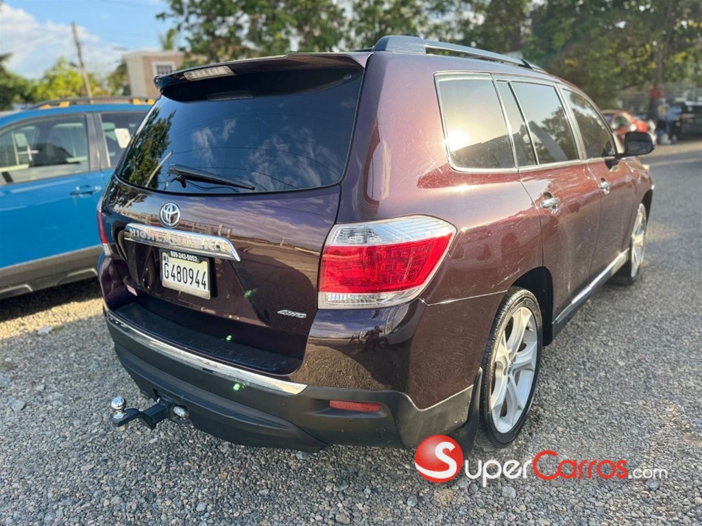 2013 Toyota Highlander SE — foto 3 / 11