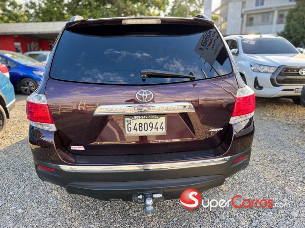 2013 Toyota Highlander SE — foto 6 / 11