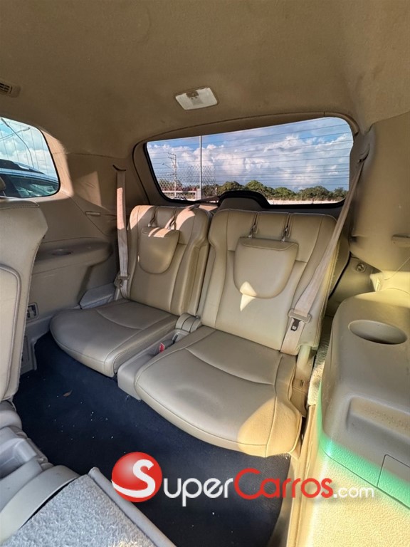 2013 Toyota Highlander SE — foto 10 / 11