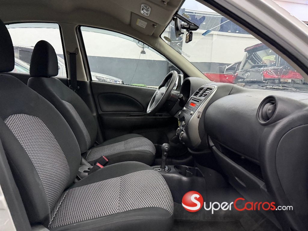 2020 Nissan March — foto 4 / 9