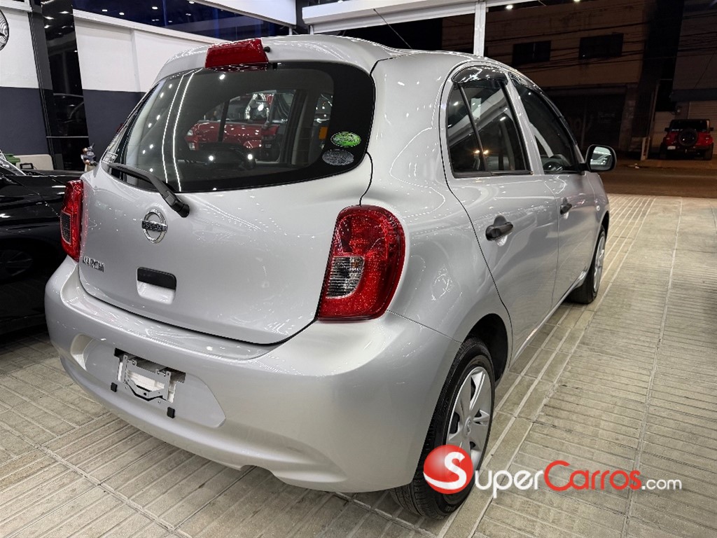 2020 Nissan March — foto 8 / 9