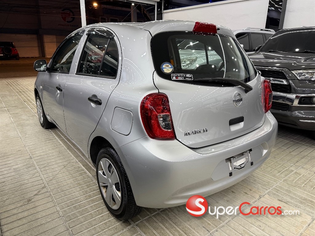 2020 Nissan March — foto 9 / 9