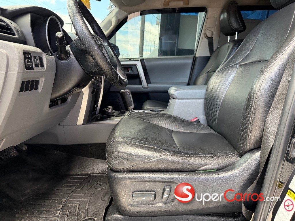 2012 Toyota 4 Runner Limited — foto 3 / 8