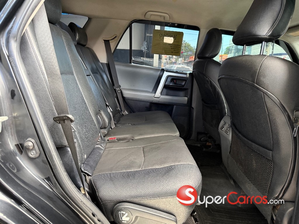 2012 Toyota 4 Runner Limited — foto 5 / 8
