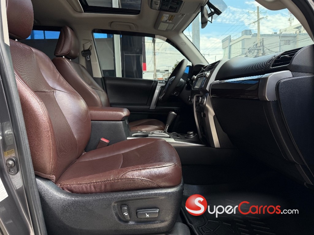 2016 Toyota 4 Runner Limited — foto 4 / 11