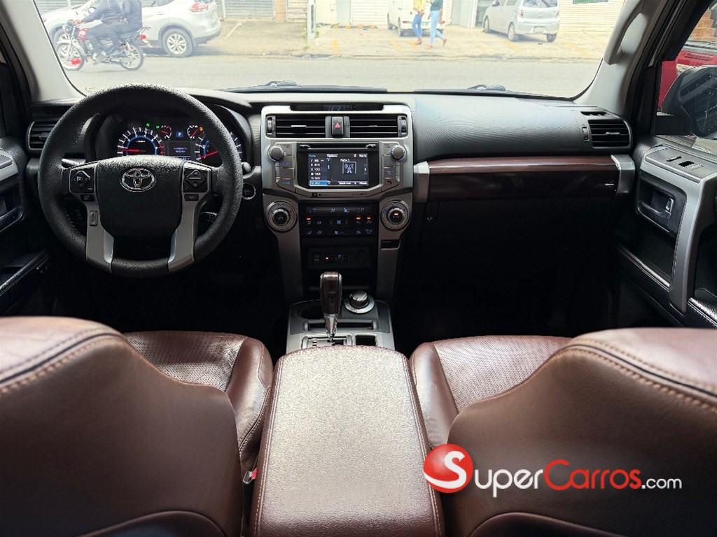 2016 Toyota 4 Runner Limited — foto 5 / 11