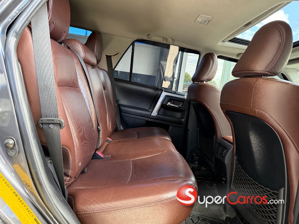 2016 Toyota 4 Runner Limited — foto 7 / 11