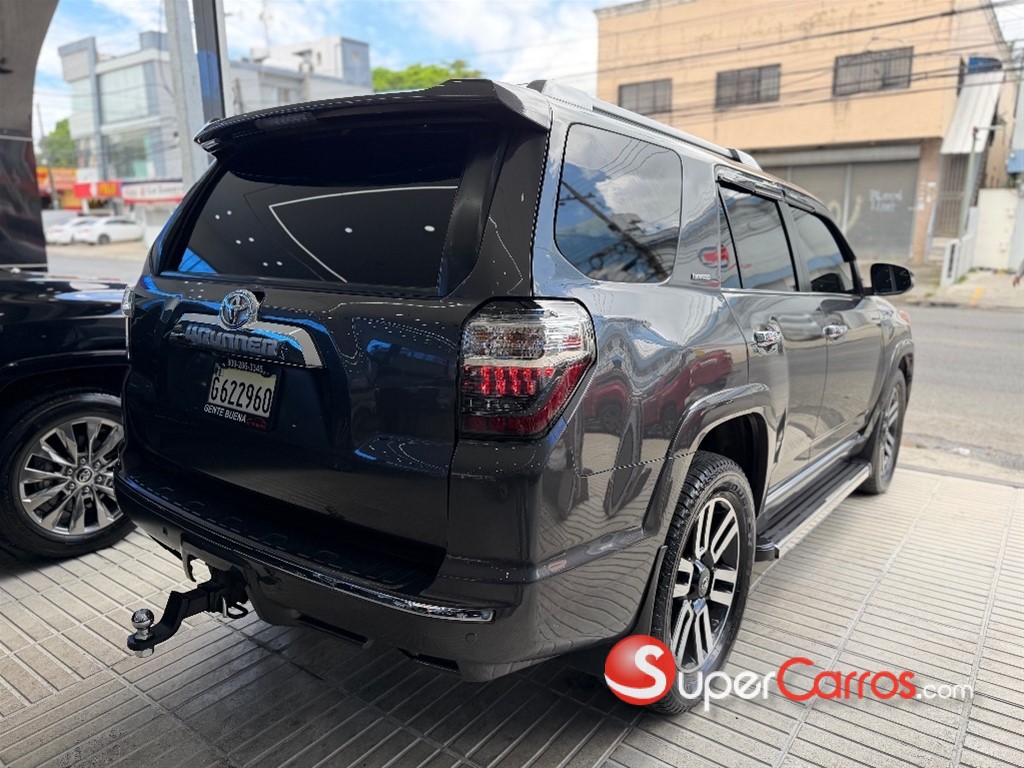 2016 Toyota 4 Runner Limited — foto 11 / 11