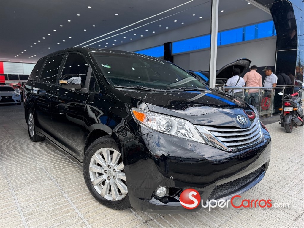 2017 Toyota Sienna Limited — foto 2 / 8