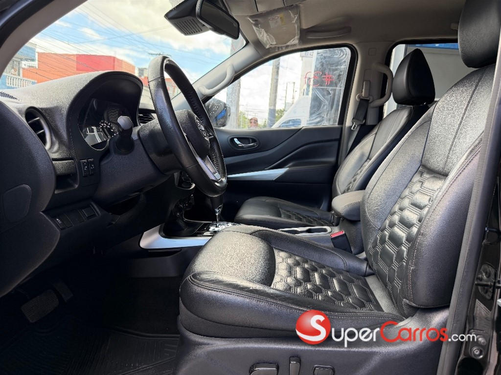 2024 Nissan Frontier LE — foto 3 / 10