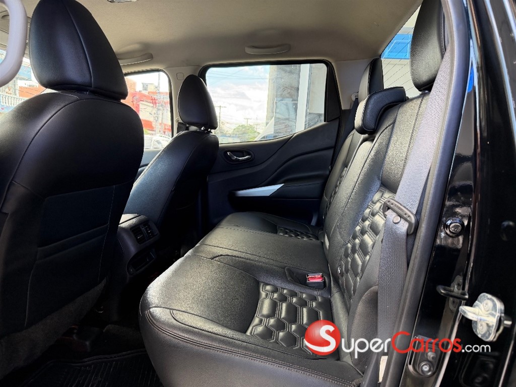 2024 Nissan Frontier LE — foto 7 / 10