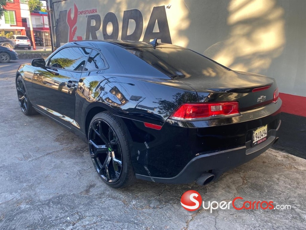 2015 Chevrolet Camaro LT — foto 10 / 12
