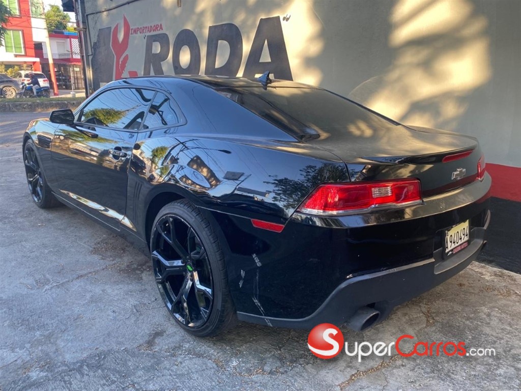 2015 Chevrolet Camaro LT — foto 11 / 12