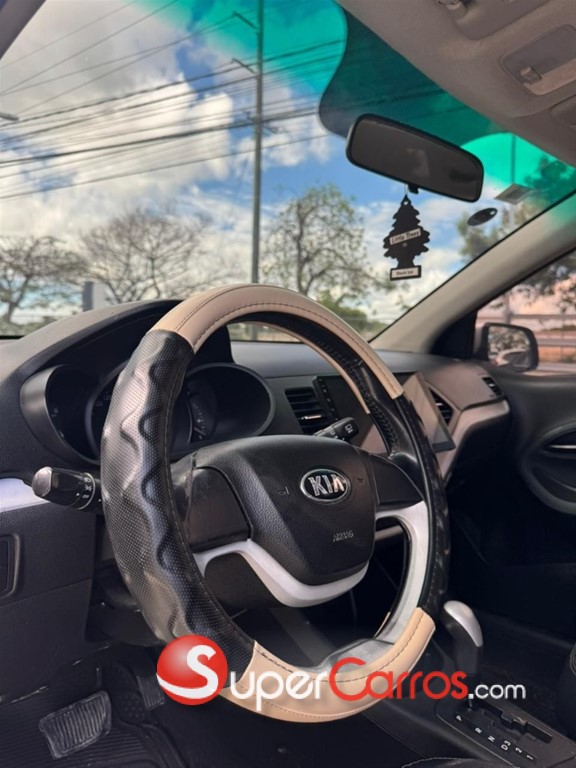 2014 Kia Picanto — foto 6 / 9