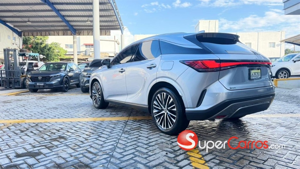 2023 Lexus RX 350 — foto 10 / 12