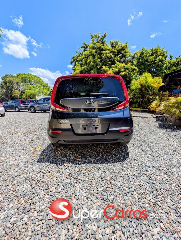 2020 Kia Soul LX — foto 7 / 12