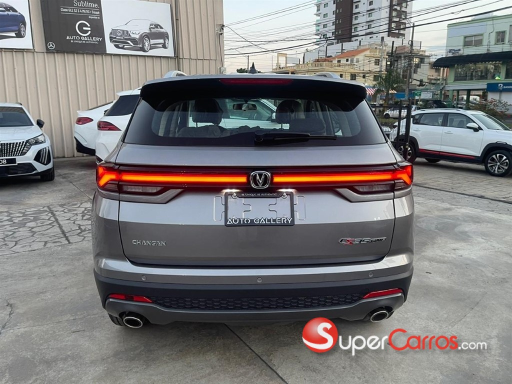 2027 Changan CS 35 Plus — foto 6 / 12